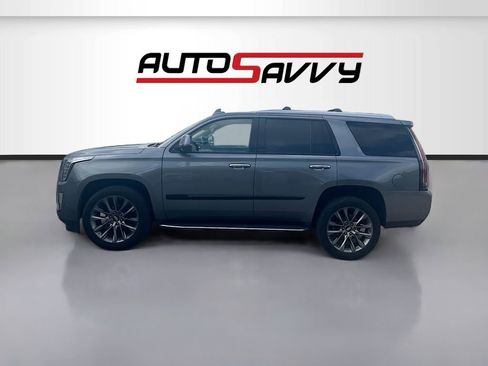 Used 2020 Cadillac Escalade Luxury w/ Escalade Sport Edition AWD/4WD image 4