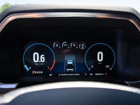Used 2023 Ford F150 4x4 SuperCrew image 26