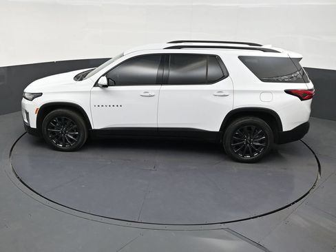 Used 2022 Chevrolet Traverse RS FWD image 13