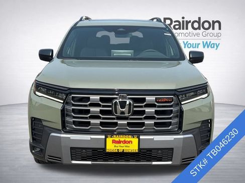 Used 2026 Honda Pilot TrailSport image 2