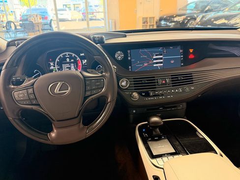 Used 2018 Lexus LS 500 AWD image 16