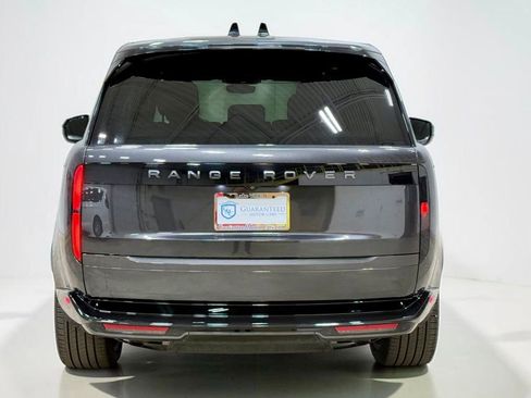Used 2025 Land Rover Range Rover Long Wheelbase SE AWD/4WD image 19