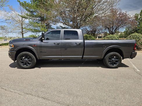 Used 2022 RAM 3500 Laramie w/ Night Edition AWD/4WD image 3