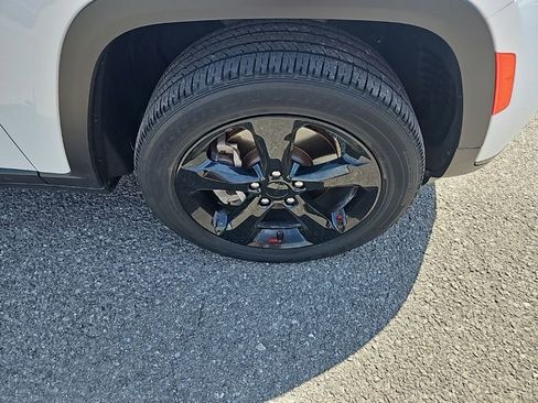 Used 2021 Jeep Grand Cherokee L Laredo RWD image 10