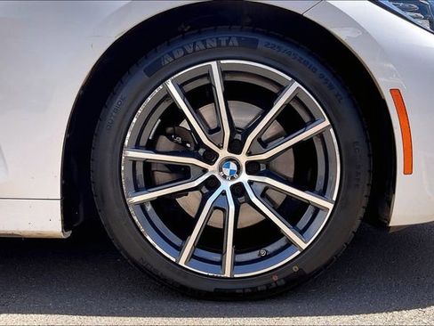 Used 2024 BMW 430i xDrive Convertible AWD/4WD image 9