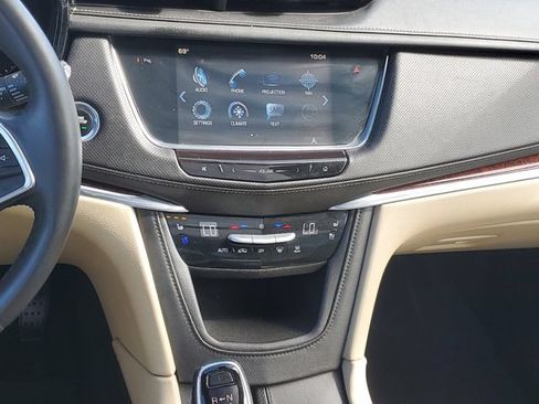 Used 2017 Cadillac XT5 Premium Luxury AWD/4WD image 15