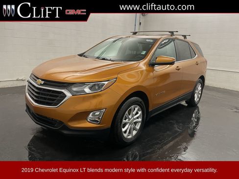 Used 2019 Chevrolet Equinox LT FWD image 1
