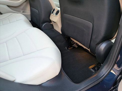 Used 2020 Mercedes-Benz C 300 4MATIC Sedan image 18