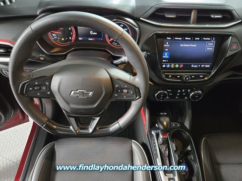 Used 2022 Chevrolet TrailBlazer RS w/ Sun and Liftgate Package image 18
