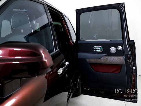 Certified 2025 Rolls-Royce Cullinan image 18