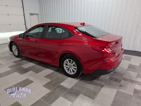 Used 2026 Toyota Camry LE image 2