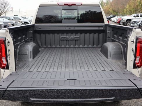 New 2026 GMC Sierra 1500 AT4X image 8