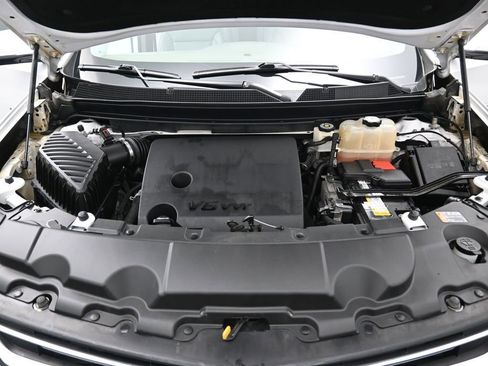 Used 2018 Chevrolet Traverse Premier image 43