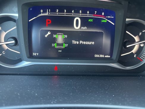 Used 2025 Honda Passport EX-L image 10