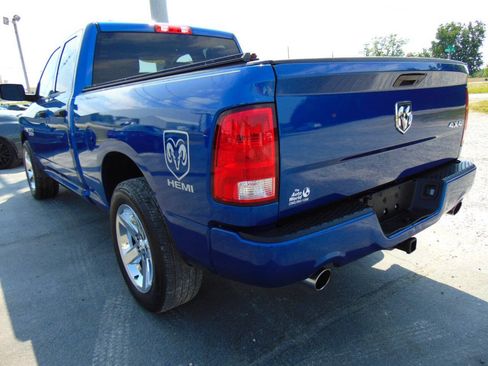 Used 2017 RAM 1500 Express w/ Express Value Package AWD/4WD image 7