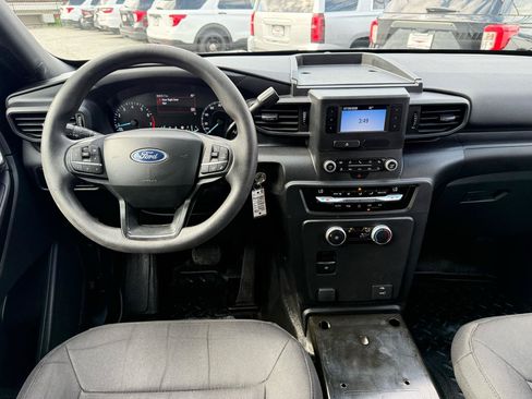 Used 2023 Ford Explorer 4WD Police Interceptor image 3
