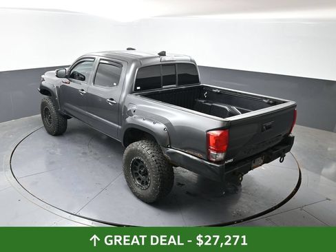 Used 2016 Toyota Tacoma TRD Sport w/ Towing Package AWD/4WD image 46