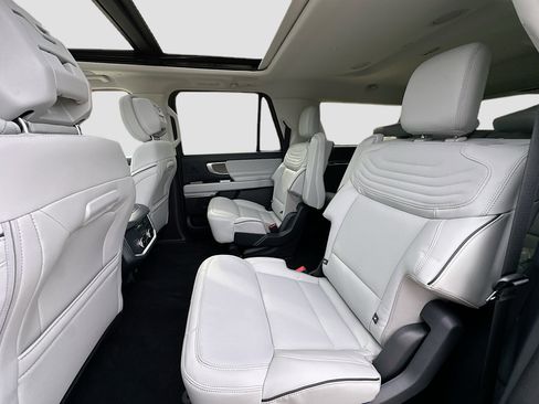 New 2026 Ford Expedition Max Platinum AWD/4WD image 17