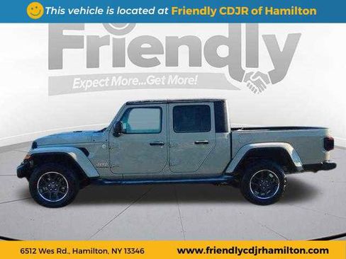 Used 2022 Jeep Gladiator Overland w/ Popular Equipment Package image 2