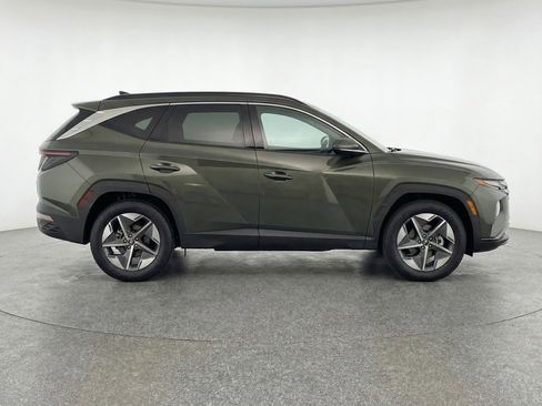 Used 2025 Hyundai Tucson SEL FWD image 11