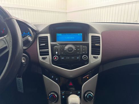 Used 2011 Chevrolet Cruze LT FWD image 18