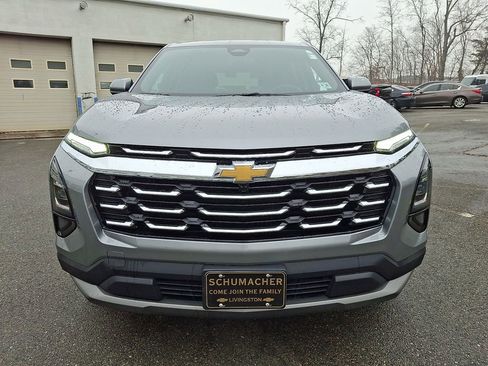 Used 2026 Chevrolet Equinox LT w/ Convenience Package II image 2