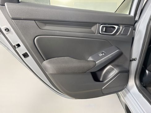 Used 2025 Honda Civic Sport image 26