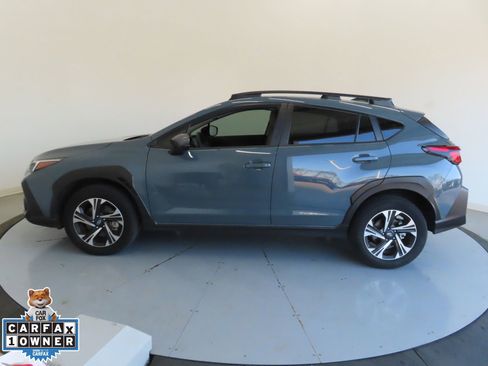 Used 2024 Subaru Crosstrek 2.0i Premium image 9