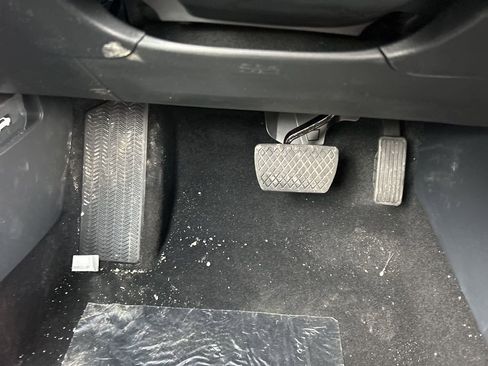 New 2026 Honda HR-V EX-L image 15