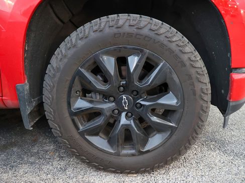 Used 2021 Chevrolet Silverado 1500 Custom image 14