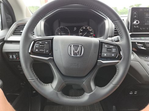 Used 2025 Honda Odyssey EX-L image 31