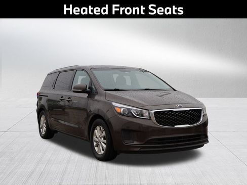 Used 2015 Kia Sedona LX w/ LX Convenience Package FWD image 13