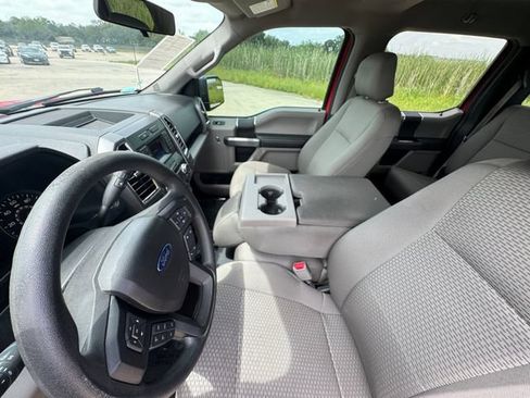 Used 2016 Ford F150 XLT AWD/4WD image 27