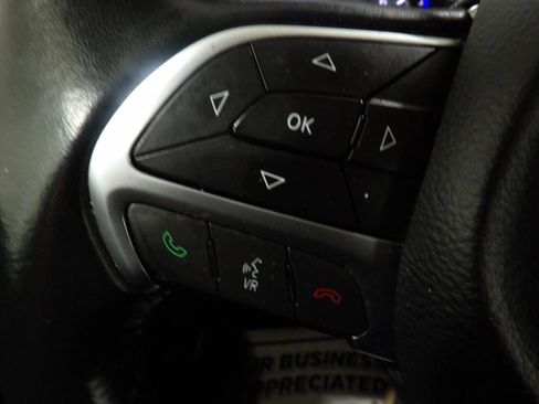 Used 2017 Chrysler 200 LX FWD image 14