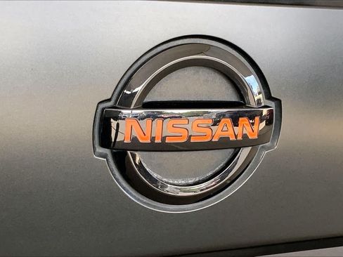 Used 2021 Nissan Titan PRO-4X w/ Pro-4x Convenience Package AWD/4WD image 31