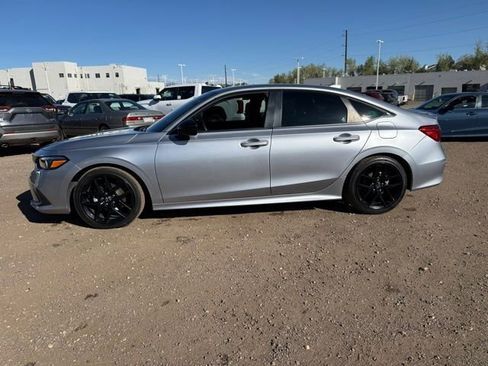 Used 2024 Honda Civic Sport image 2