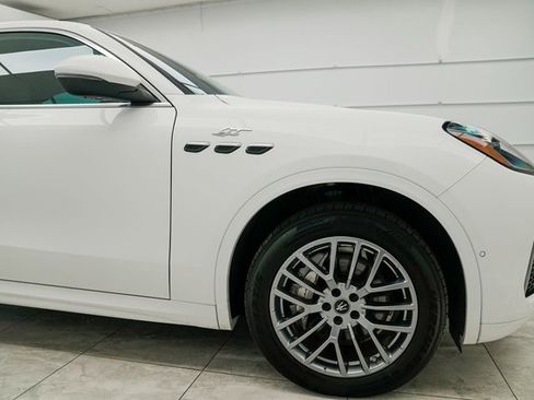 Used 2024 Maserati Grecale GT image 4