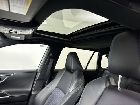 Used 2020 Toyota RAV4 XSE w/ XSE Grade Weather Package AWD/4WD image 20