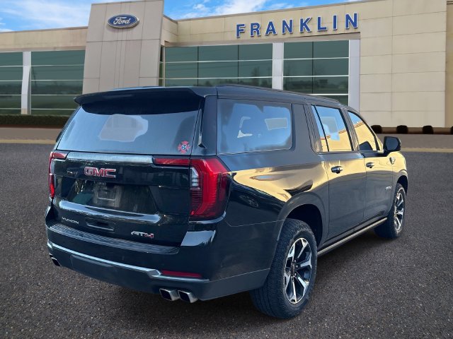 Used 2025 GMC Yukon XL AT4 w/ AT4 Premium Package AWD/4WD image 7