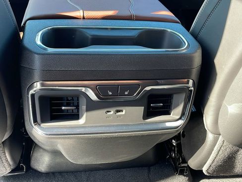 New 2026 GMC Sierra 2500 Denali Ultimate w/ Max Trailering Package AWD/4WD image 18
