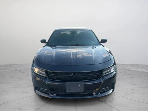 Used 2017 Dodge Charger R/T image 8