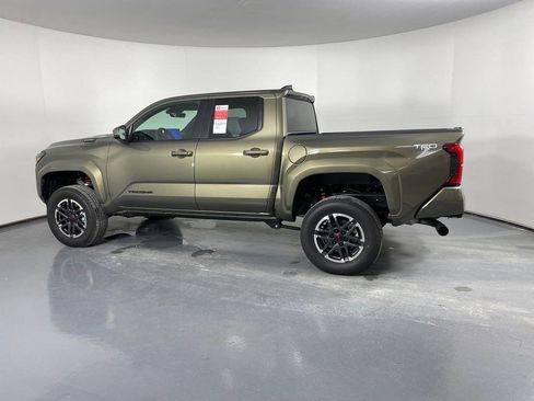New 2026 Toyota Tacoma TRD Sport image 6