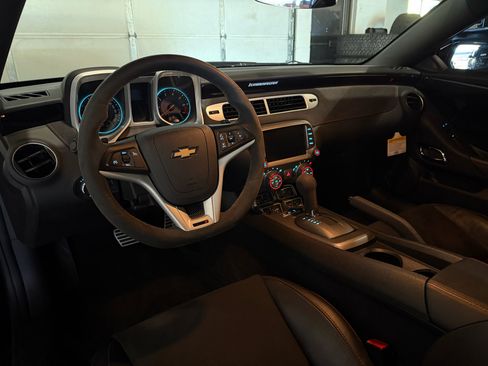 Used 2013 Chevrolet Camaro ZL1 image 15