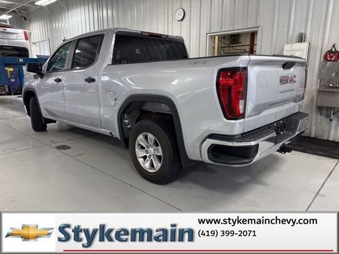 Used 2020 GMC Sierra 1500 4x4 Crew Cab w/ Sierra Value Package image 6