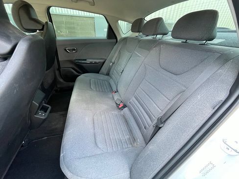 Used 2025 Kia K4 EX FWD image 25