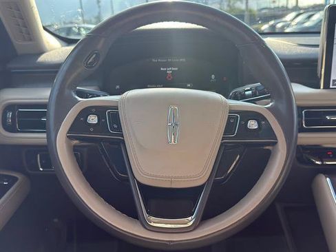 Used 2023 Lincoln Aviator Reserve w/ Equipment Group 201A RWD image 17