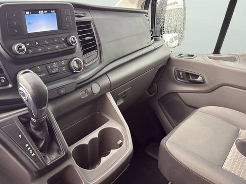 Used 2021 Ford Transit 350 XLT RWD image 19