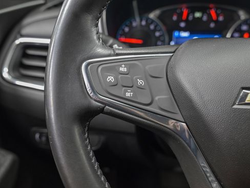 Used 2019 Chevrolet Equinox LT AWD/4WD image 21