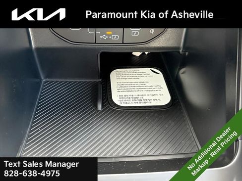 New 2026 Kia Sorento EX image 17