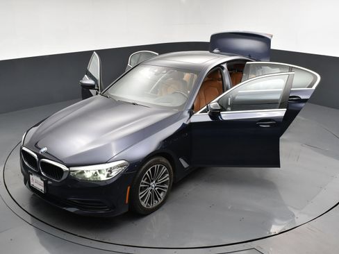 Used 2019 BMW 540i xDrive w/ Convenience Package AWD/4WD image 25